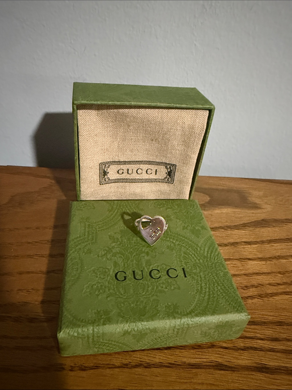 Gucci Silver Open Heart Ring - Silver